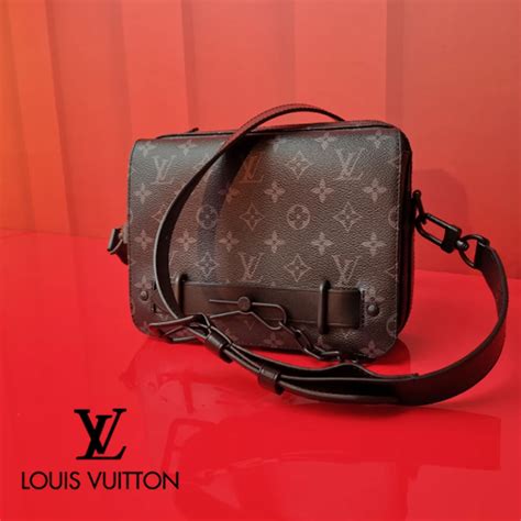 louis vuitton sac steamer|Louis Vuitton men Messenger bag.